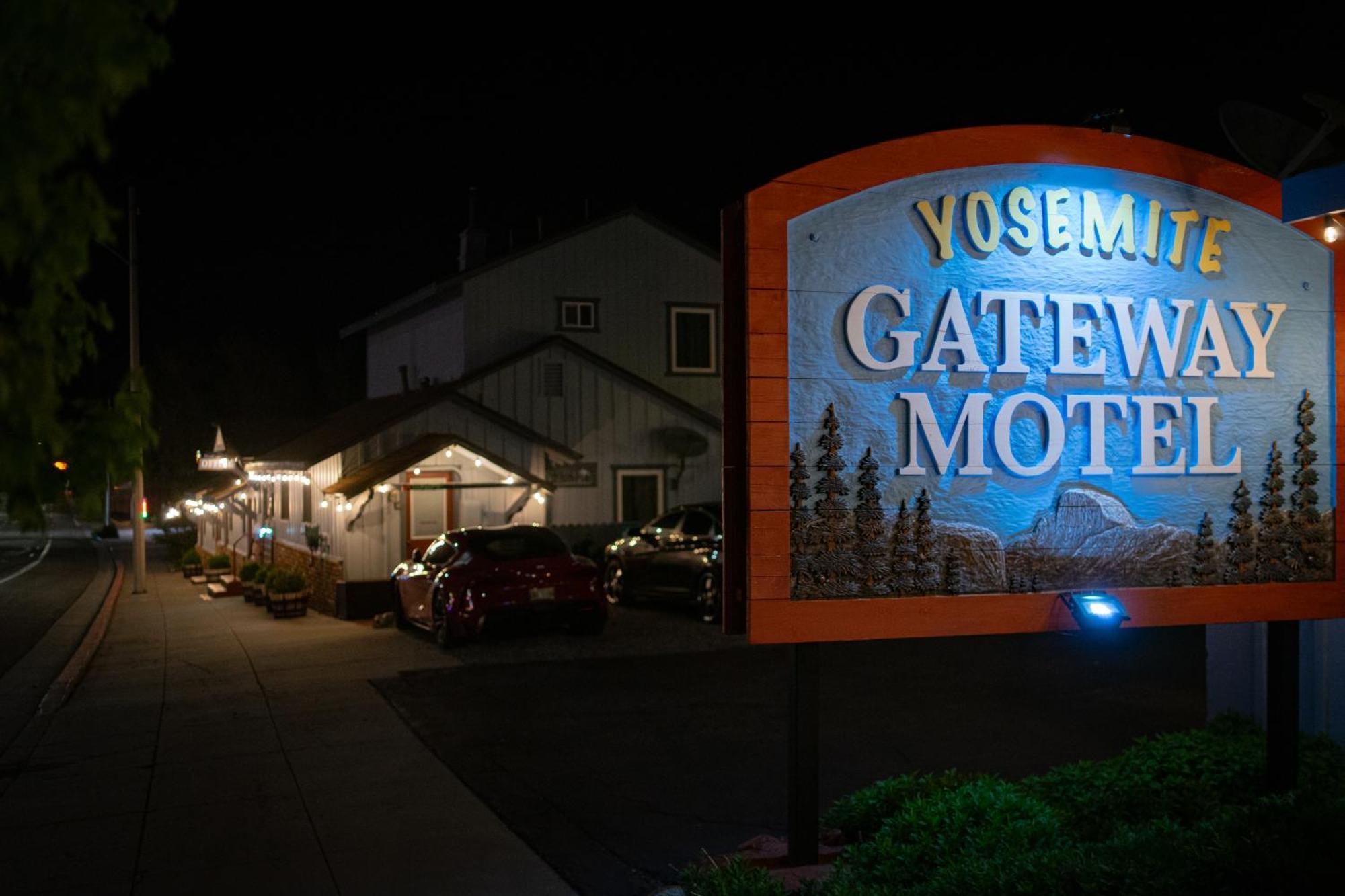 Yosemite Gateway Motel Lee Vining Eksteriør billede