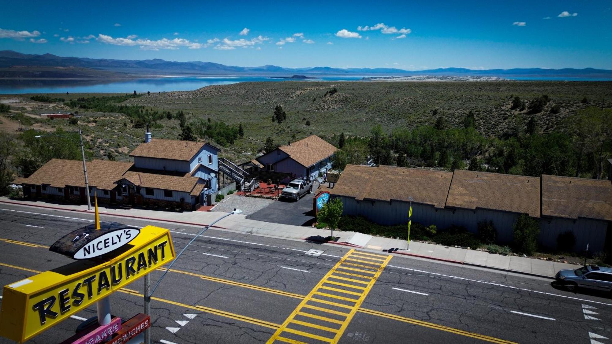 Yosemite Gateway Motel Lee Vining Eksteriør billede